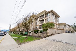 Photo 2: 310 12238 224TH Street in Maple Ridge: East Central Condo for sale : MLS®# R2869211