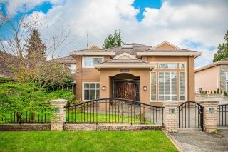 Main Photo: 9091 PINEWELL Crescent in Richmond: Saunders House for sale : MLS®# R2676184