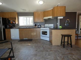 Photo 5: 27 FEDIW Road in Fort Nelson: Fort Nelson -Town Manufactured Home for sale : MLS®# R2774060