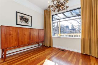 Photo 4: 369 E 30TH Avenue in Vancouver: Main House for sale (Vancouver East)  : MLS®# R2437652