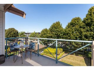 Photo 4: 322 22150 48 Avenue in Langley: Murrayville Condo for sale in "Eaglecrest" : MLS®# R2488936