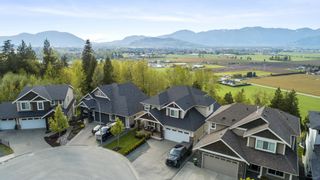 Photo 1: 47434 WITTENBERG Place in Chilliwack: Promontory House for sale in "JINKERSON VISTAS" (Sardis)  : MLS®# R2684598