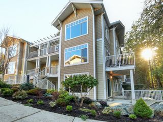 Photo 1: 102 594 Bezanton Way in Colwood: Co Olympic View Condo for sale : MLS®# 834465
