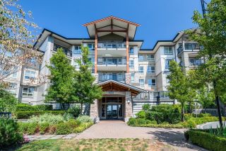 Photo 1: 511 3050 DAYANEE SPRINGS Boulevard in Coquitlam: Westwood Plateau Condo for sale : MLS®# R2877864