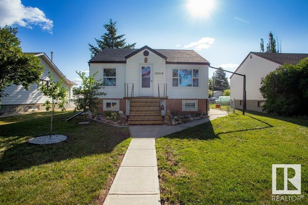 Main Photo: 12219 123 Street in Edmonton: Zone 04 House for sale : MLS®# E4298351