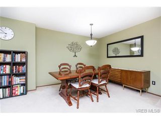 Photo 7: 213 3962 Cedar Hill Rd in VICTORIA: SE Mt Doug Condo for sale (Saanich East)  : MLS®# 741654