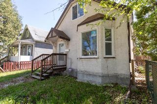Photo 2: 698 Aberdeen Avenue in Winnipeg: North End Residential for sale (4A)  : MLS®# 202313783