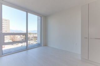Photo 2: 405 180 E 2ND Avenue in Vancouver: Mount Pleasant VE Condo for sale in "Second + Main" (Vancouver East)  : MLS®# R2817086