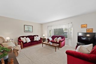 Photo 3: 26568 30A Avenue in Langley: Aldergrove Langley House for sale : MLS®# R2784745