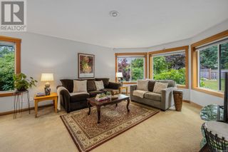 Photo 6: 3253 Godin Rd in Courtenay: House for sale : MLS®# 960979