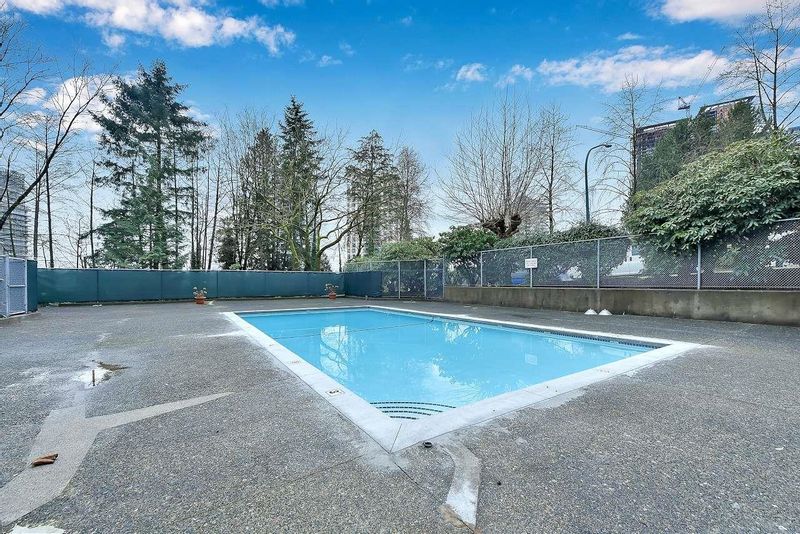 FEATURED LISTING: 1001 - 2020 BELLWOOD Avenue Burnaby