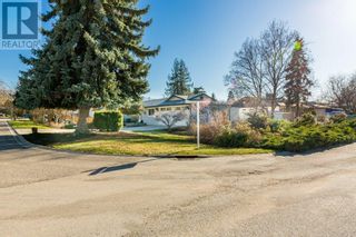 Photo 2: 3260 O'Reilly Court in Kelowna: House for sale : MLS®# 10308317