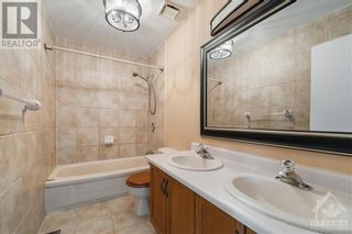 Photo 19: 3 THORNHEDGE COURT in Ottawa: House for sale : MLS®# 1369584