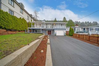 Photo 2: 819 IOCO Road in Port Moody: Barber Street House for sale : MLS®# R2851950
