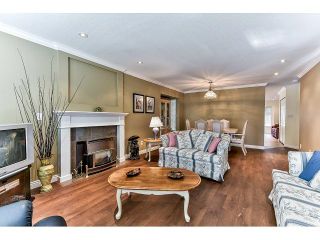 Photo 5: 146 15501 89A Avenue in Surrey: Fleetwood Tynehead Townhouse for sale in "AVONDALE" : MLS®# R2058402