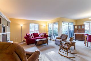 Photo 5: 112 7465 SANDBORNE Avenue in Burnaby: South Slope Condo for sale in "SANDBORNE HILL COMPLEX" (Burnaby South)  : MLS®# R2437401