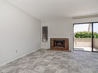 Photo 9: CARLSBAD WEST Townhouse for sale : 2 bedrooms : 6995 Carnation Dr in Carlsbad