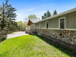 Photo 3: 105 Bearspaw Loop in Rural Rocky View County: Rural Rocky View MD Detached for sale : MLS®# A2018814