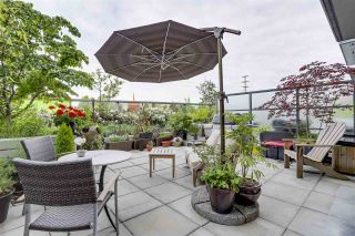 Photo 2: 262 2080 W BROADWAY in Vancouver: Kitsilano Condo for sale in "PINNACLE LIVING ON BROADWAY" (Vancouver West)  : MLS®# R2278203