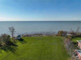 Photo 10: 133 Sugar Point Trail in Lundar: House for sale : MLS®# 202328925