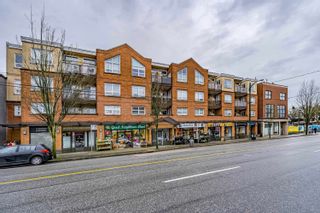Photo 2: 210 3638 W BROADWAY in Vancouver: Kitsilano Condo for sale in "Coral Court" (Vancouver West)  : MLS®# R2752035