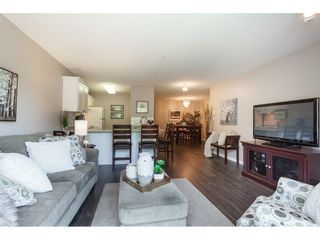 Photo 6: 322 22150 48 Avenue in Langley: Murrayville Condo for sale in "Eaglecrest" : MLS®# R2488936