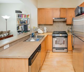 Photo 4: 310 2280 WESBROOK Mall in Vancouver: University VW Condo for sale (Vancouver West)  : MLS®# R2248108