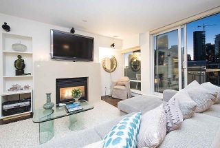Photo 2: 801 1383 MARINASIDE CRESCENT in Vancouver: Yaletown Condo for sale (Vancouver West)  : MLS®# R2244068