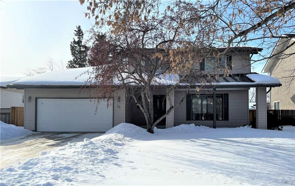 Main Photo: 10 Acheson Drive in Winnipeg: Crestview Residential for sale (5H)  : MLS®# 202303562