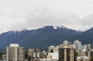 Photo 11: 1804 145 ST. GEORGES Avenue in North Vancouver: Lower Lonsdale Condo for sale in "Talisman Tower" : MLS®# R2426271