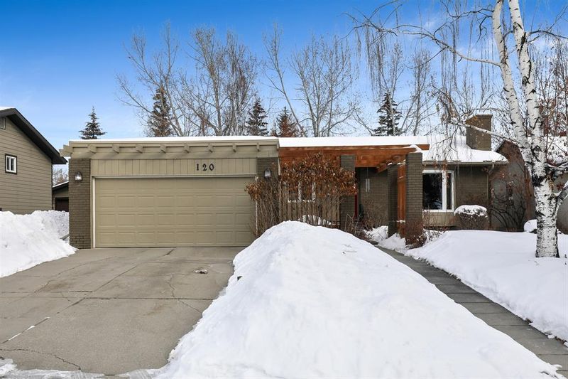 FEATURED LISTING: 120 Oakcliffe Place Southwest Calgary