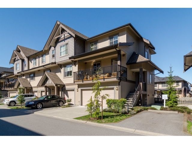 Main Photo: 88 9525 204 Street in Langley: Walnut Grove Townhouse for sale in "Time" : MLS®# R2048179