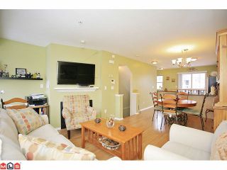 Photo 2: 14 20176 68TH Avenue in Langley: Willoughby Heights Townhouse for sale in "STEEPLE CHASE" : MLS®# F1201333