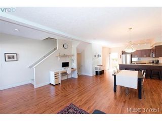 Photo 7: 2103 Greenhill Rise in VICTORIA: La Bear Mountain Row/Townhouse for sale (Langford)  : MLS®# 758262