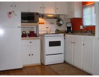 Photo 2: 47 3295 SUNNYSIDE Road: Anmore Manufactured Home for sale in "COUNTRYSIDE VILLAGE" (Port Moody)  : MLS®# V781330