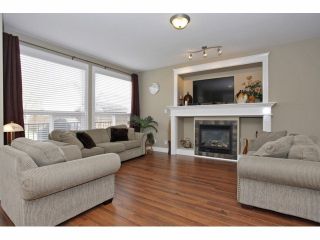 Photo 4: 19479 66A AV in Surrey: Clayton House for sale (Cloverdale)  : MLS®# F1409751