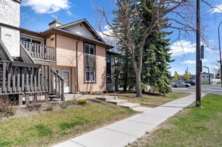 Photo 3: 11636 Oakfield Drive SW in Calgary: Cedarbrae Row/Townhouse for sale : MLS®# A1218409