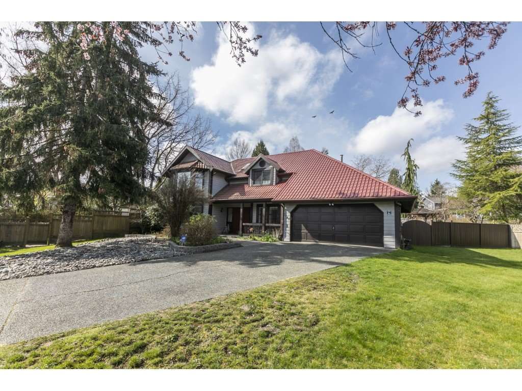 Main Photo: 7549 150A Street in Surrey: East Newton House for sale in "Chimney Hills" : MLS®# R2561314