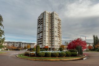 Photo 1: 803 3190 GLADWIN Road in Abbotsford: Central Abbotsford Condo for sale in "Regency Park" : MLS®# R2630315