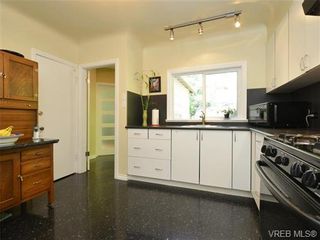 Photo 7: 1940 Argyle Ave in VICTORIA: SE Camosun House for sale (Saanich East)  : MLS®# 739751
