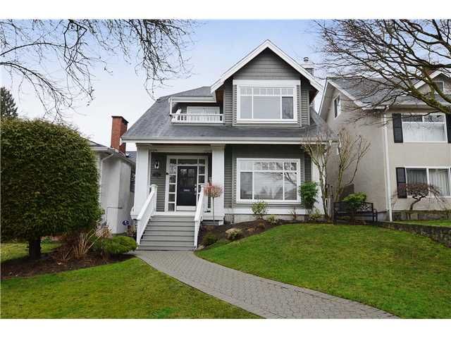 Main Photo: 3951 W 24TH AV in Vancouver: Dunbar House for sale (Vancouver West)  : MLS®# V1006355