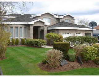 Photo 2: 6111 SHERIDAN Road in Richmond: Woodwards House for sale : MLS®# V698891