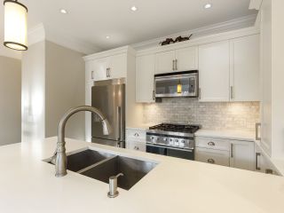 Photo 19: 3209 W 2ND AVENUE in Vancouver: Kitsilano Townhouse for sale (Vancouver West)  : MLS®# R2527751