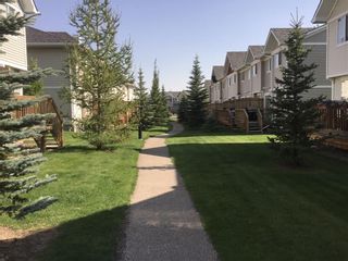 Photo 18: 208 COUNTRY VILLAGE Manor NE in Calgary: Country Hills Village House for sale : MLS®# C4134569