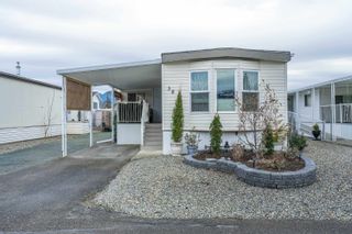Photo 3: 38 9055 ASHWELL Road in Chilliwack: Chilliwack Proper West Manufactured Home for sale in "Rainbow Estates" : MLS®# R2754347