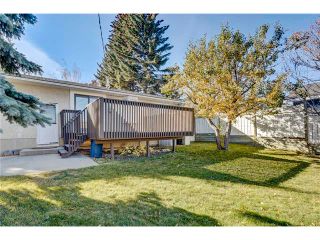 Photo 26: 5612 LADBROOKE Drive SW in Calgary: Lakeview House for sale : MLS®# C4036600