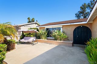 Photo 3: MIRA MESA House for sale : 4 bedrooms : 8055 Flanders Dr in San Diego