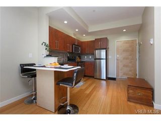 Photo 6: 307 611 Brookside Rd in VICTORIA: Co Latoria Condo for sale (Colwood)  : MLS®# 733632