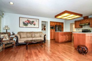 Photo 9: 7510 TYNDALE Crescent in Burnaby: Montecito House for sale (Burnaby North)  : MLS®# R2069602