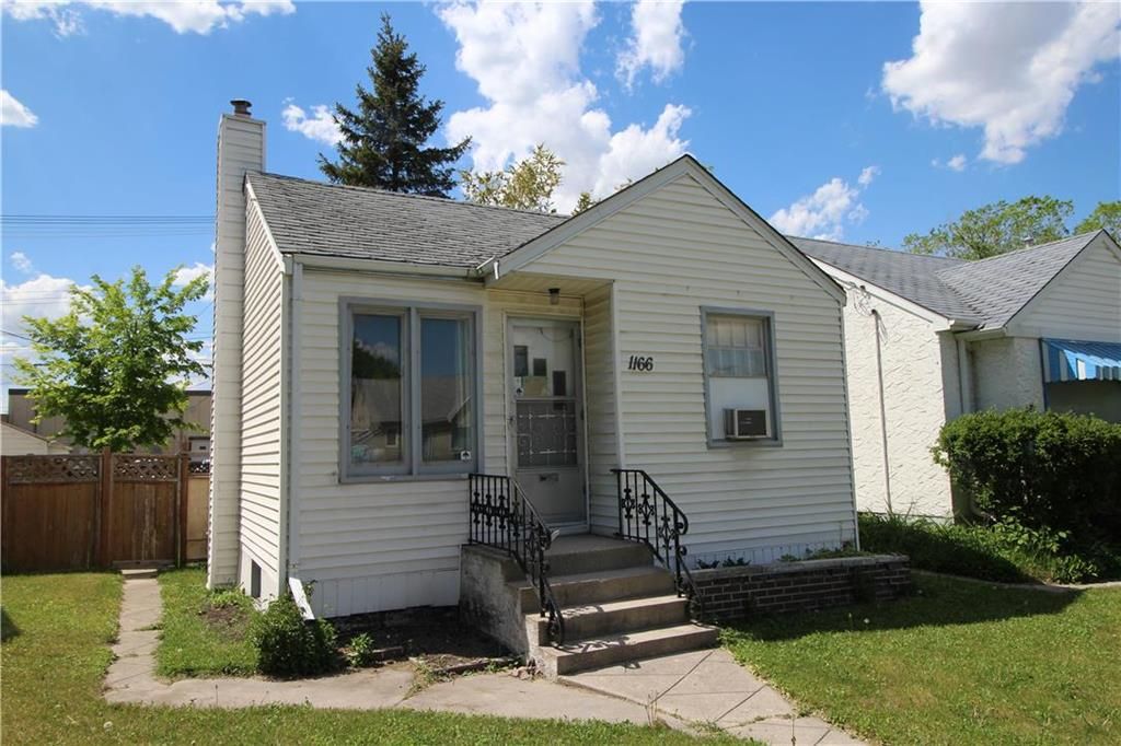 Main Photo: 1166 Strathcona Street in Winnipeg: Residential for sale (5C)  : MLS®# 202012366